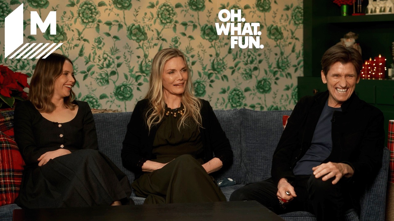 Michelle Pfeiffer and 'Oh. What. Fun.' cast play 'Does It Ring Christmas?'