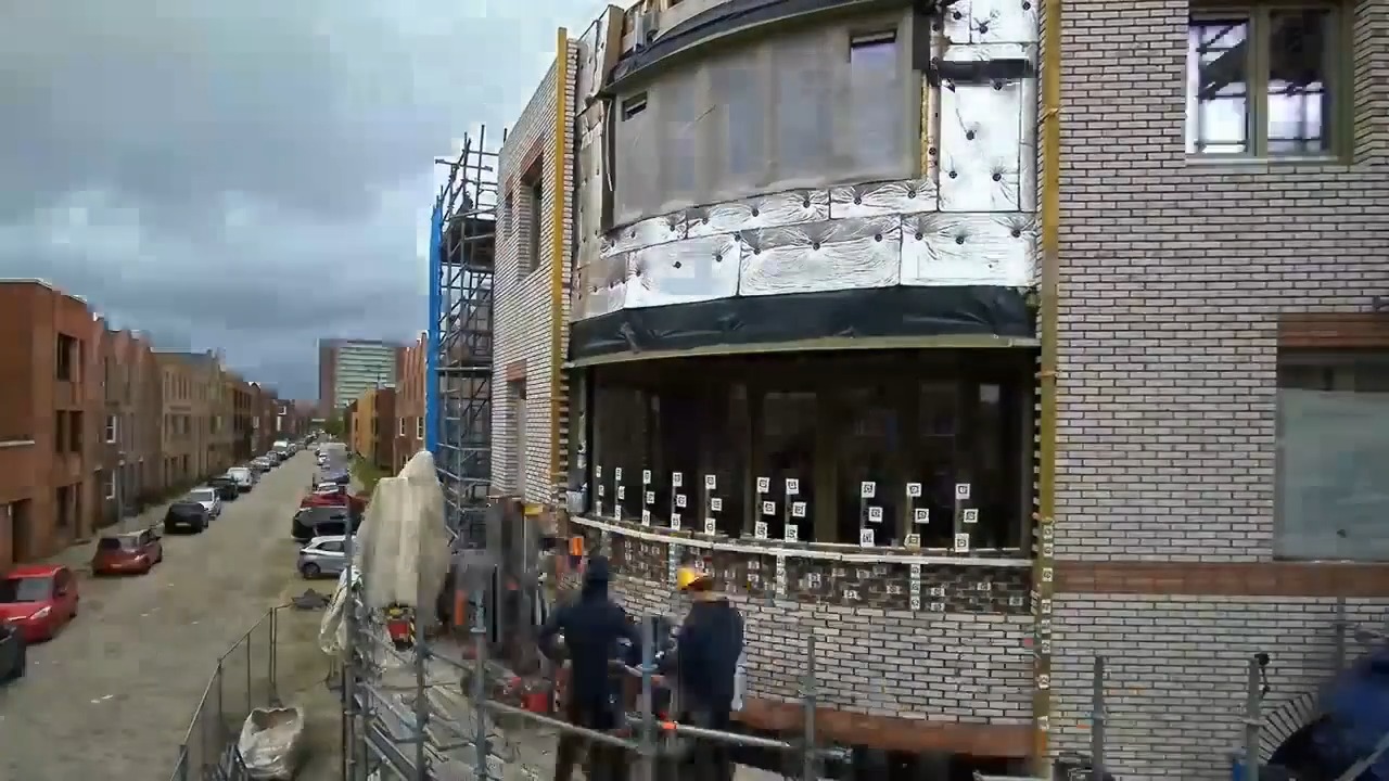 Bricklaying robots build entire apartment in Netherlands - The Independent