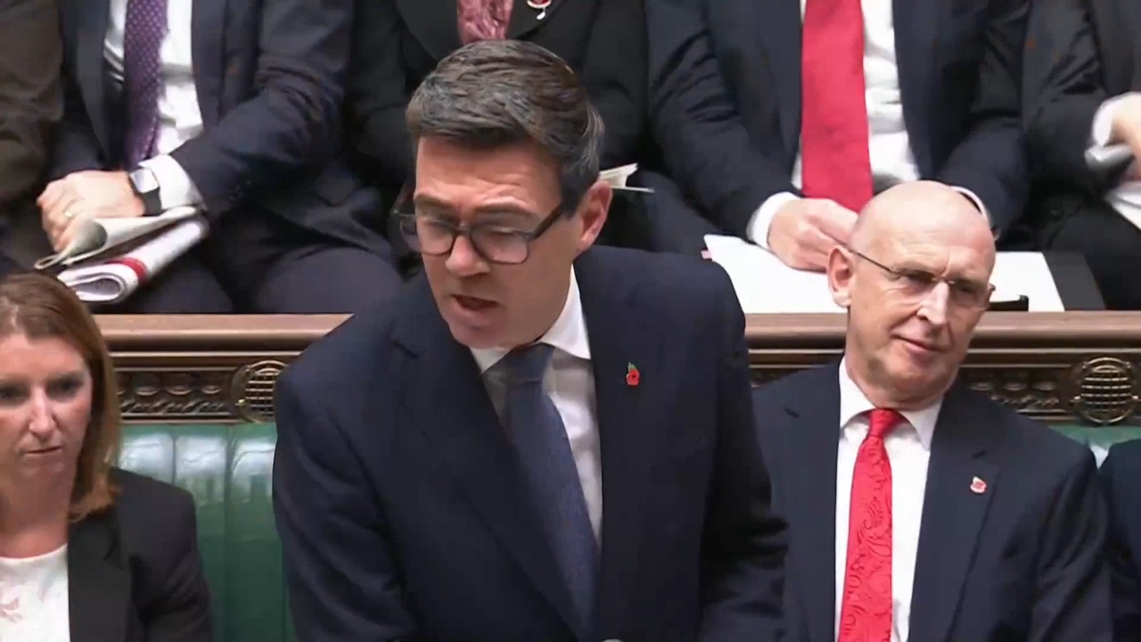 Burnham told to rejoin EU customs union and single market to boost growth