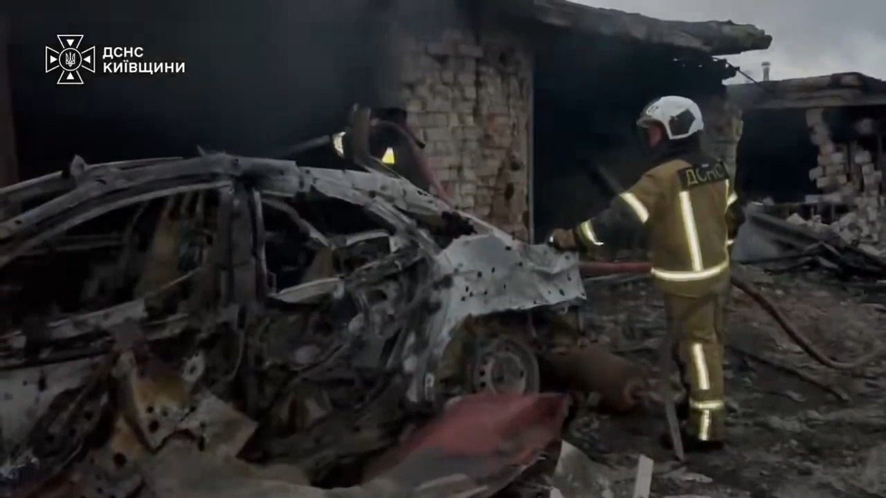 One child killed in in Russian attack on Kyiv region.mp4