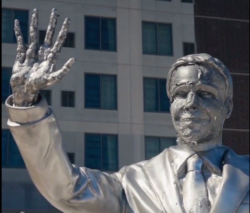 Life-size statue of Ron DeSantis intentionally melting in clap back to ...