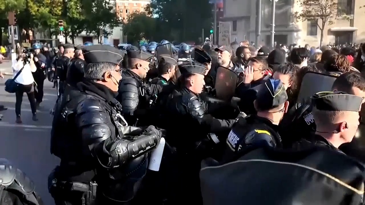 Tear gas deployed as French school protesters clash with police