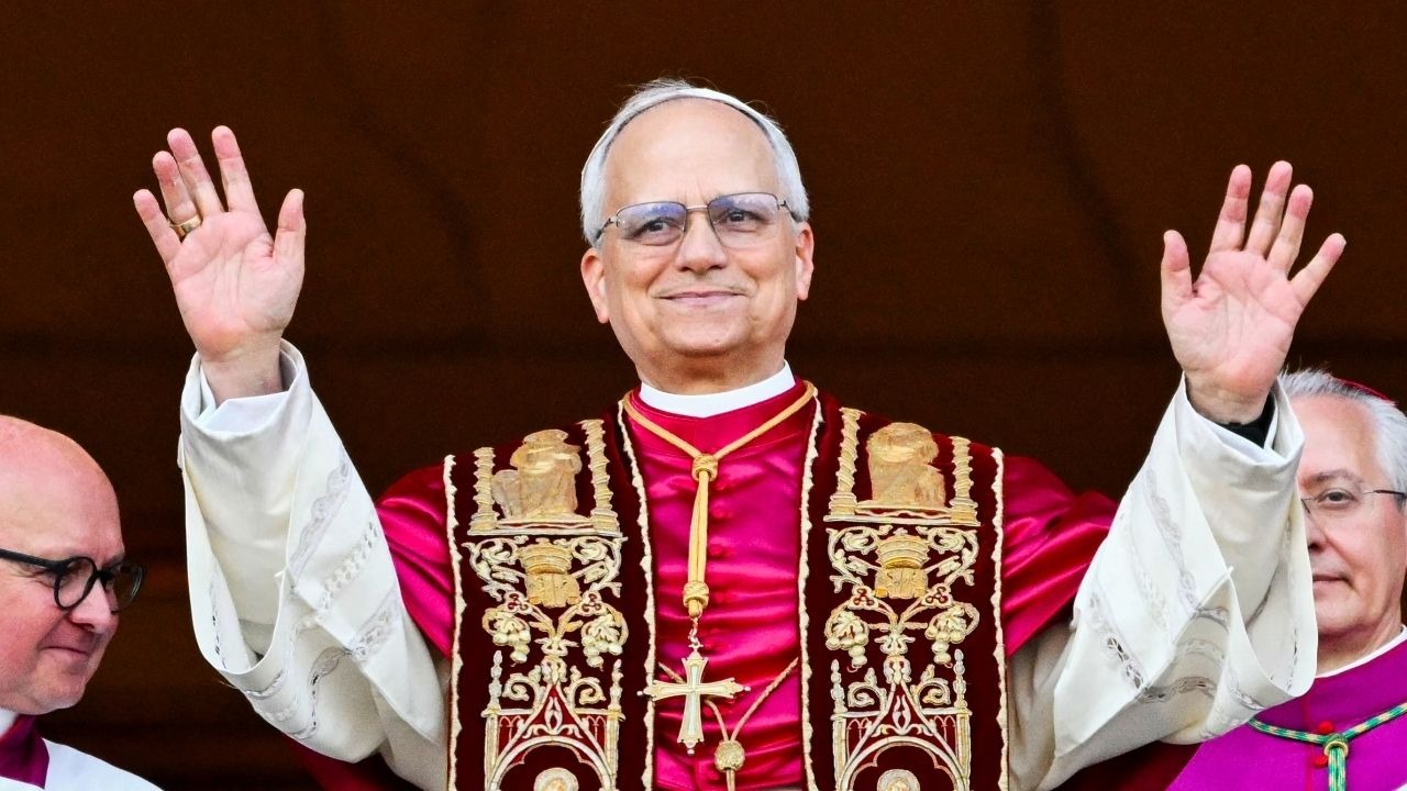 Pope Leo diagnosed with cancer after surgery to remove lower lobe of lung